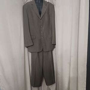 Suit Vicci Uomo Italian Design Remo Model Jacket 46L Pant 40W 2Pc Olive 4 Button